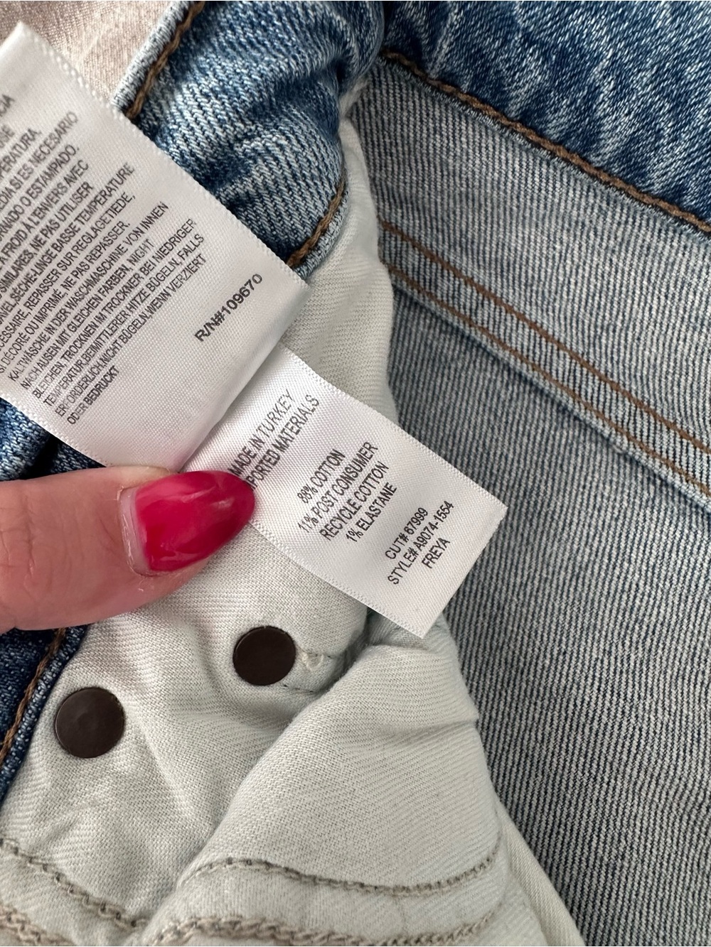 AGOLDE Freya Jeans – Size 32 | Light Wash - Picture 4 of 5
